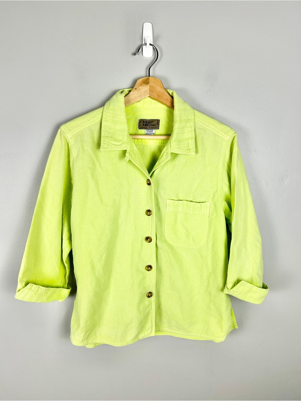 Magic Mountain 90s Vintage 100% Cotton Buttondown Shirt Lime Green Small